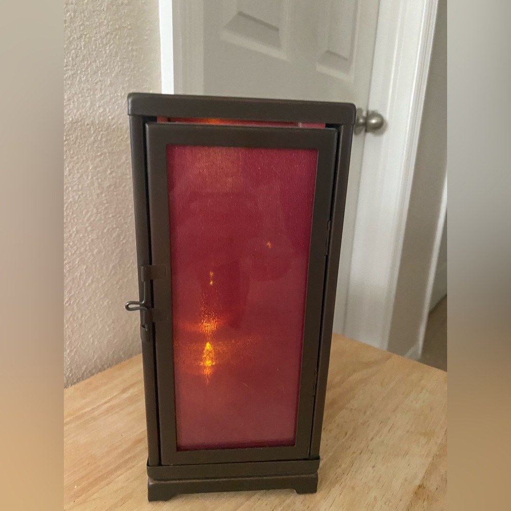 Red 3 Tiered Candle Holder 🕯️❤️